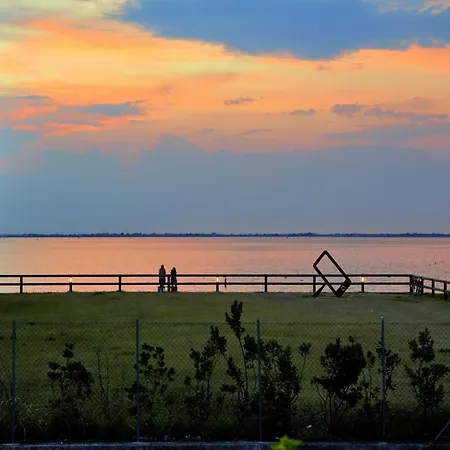 Lovely Duplex For 5 Guests In Peaceful Lignano Riviera * لينانو سابيادورو