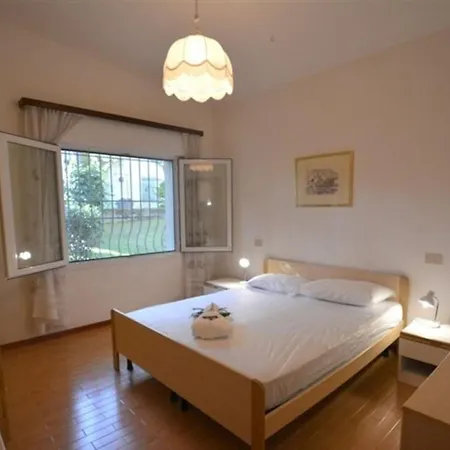 فيلة Lovely Duplex For 5 Guests In Peaceful Lignano Riviera لينانو سابيادورو