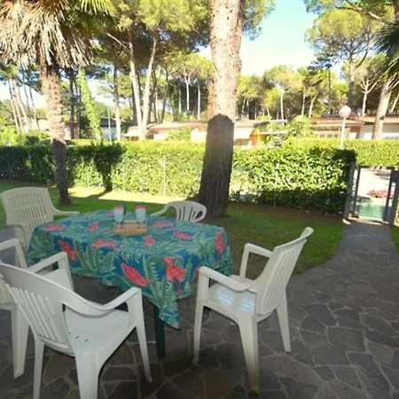 Lovely Duplex For 5 Guests In Peaceful Lignano Riviera Villa *