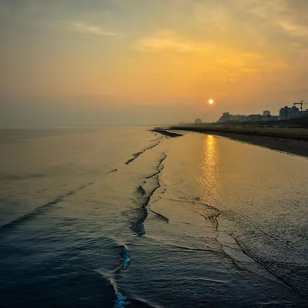 فيلة Lovely Duplex For 5 Guests In Peaceful Lignano Riviera