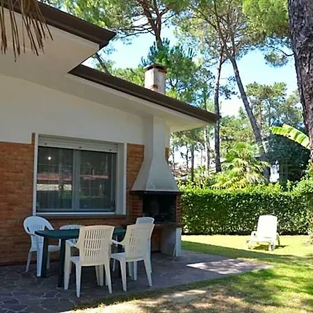 Lovely Duplex For 5 Guests In Peaceful Lignano Riviera Villa