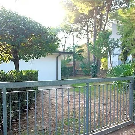 Lovely Duplex For 5 Guests In Peaceful Lignano Riviera Villa *
