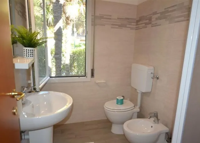 Lovely Duplex For 5 Guests In Peaceful Lignano Riviera Villa