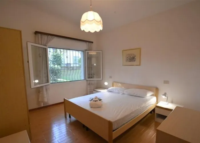 Villa Lovely Duplex For 5 Guests In Peaceful Lignano Riviera Lignano Sabbiadoro