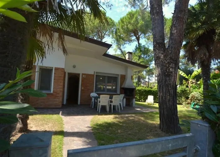 Lovely Duplex For 5 Guests In Peaceful Lignano Riviera *